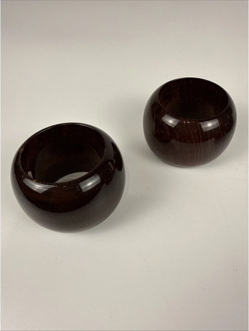 Set of 4 Vintage Faux Tortoiseshell Lucite Napkin Rings Acrylic MCM Round